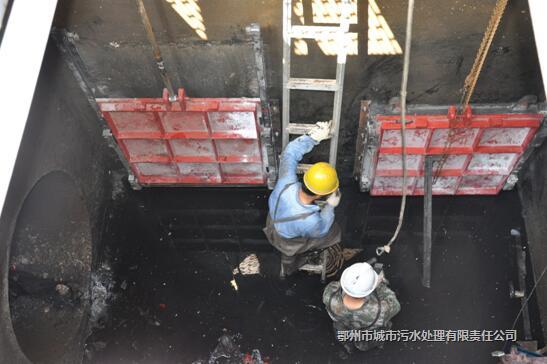 公司设备维修站坚守岗位，奋战一线